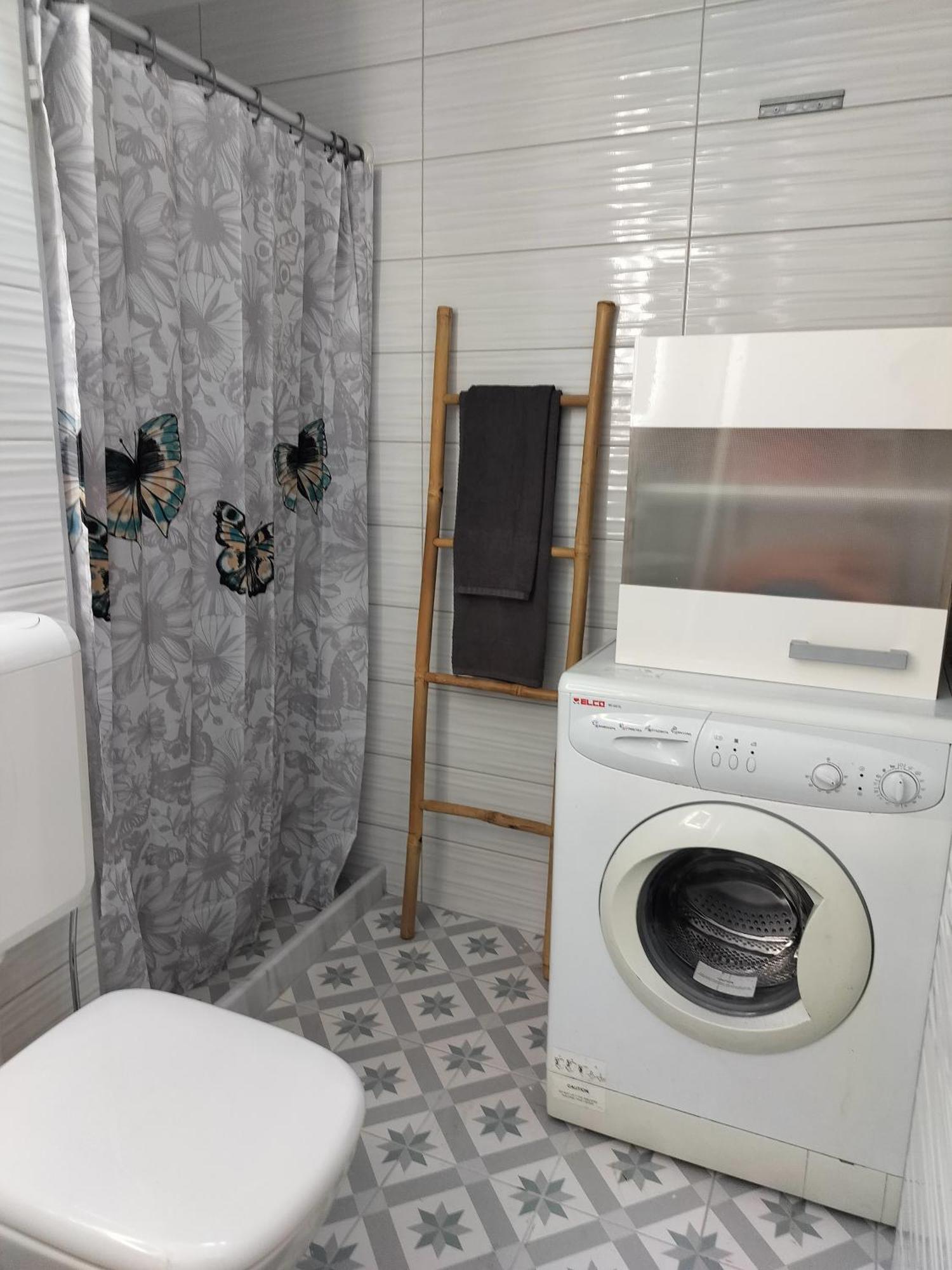 Cozy Central Flat In Pyrgos Near Olympia Buitenkant foto