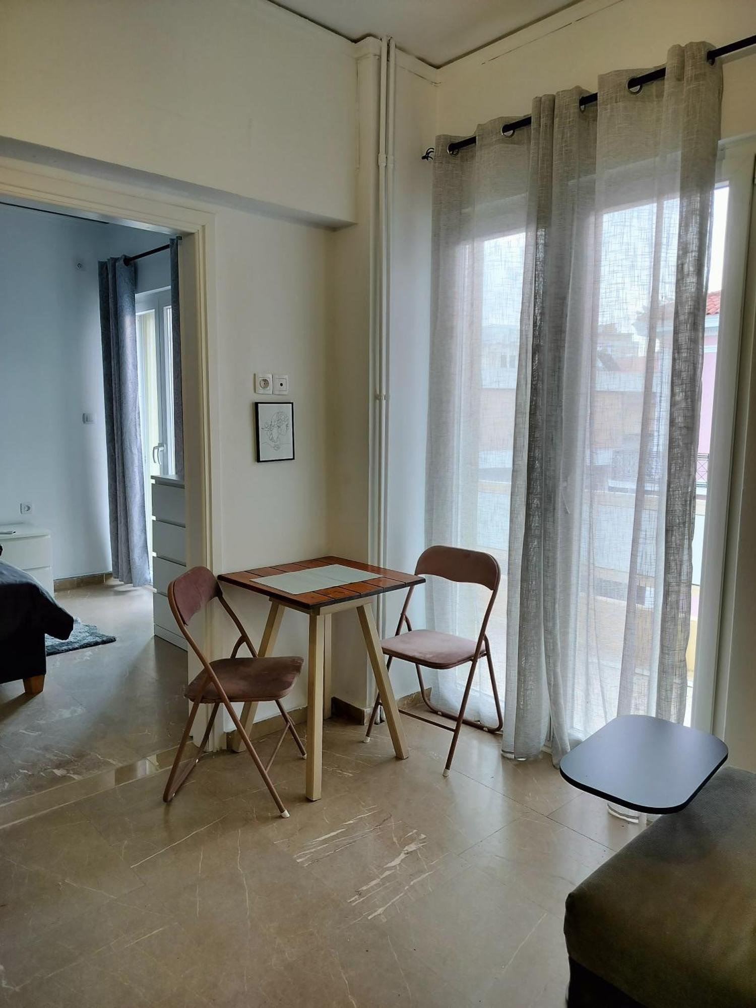 Cozy Central Flat In Pyrgos Near Olympia Buitenkant foto